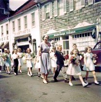 Handley tomb pilgrimage